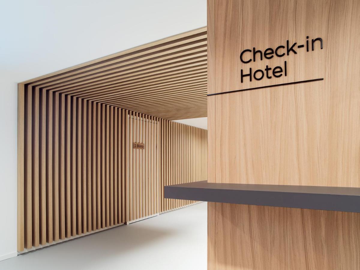 Hotel Neu-Schoenstatt Quarten Ngoại thất bức ảnh